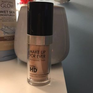 Barely used ultra HD foundation